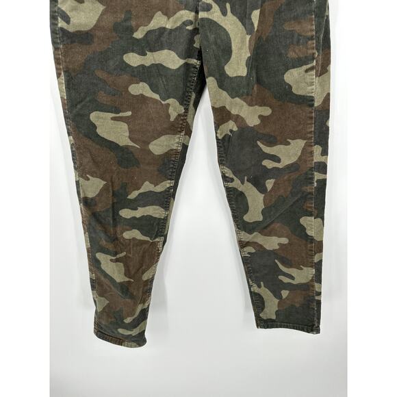 American Eagle AEO Jeans Women 4 Regular Green Camo Mom Corduroy Cotton Blend - Picture 3 of 9
